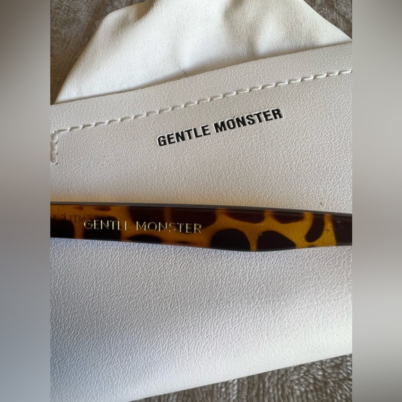 Gentle Monster my Ma polarized sunglasses - Picture 9 of 12